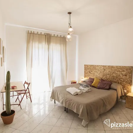 Lägenhet Pizzasleep -apartment- *